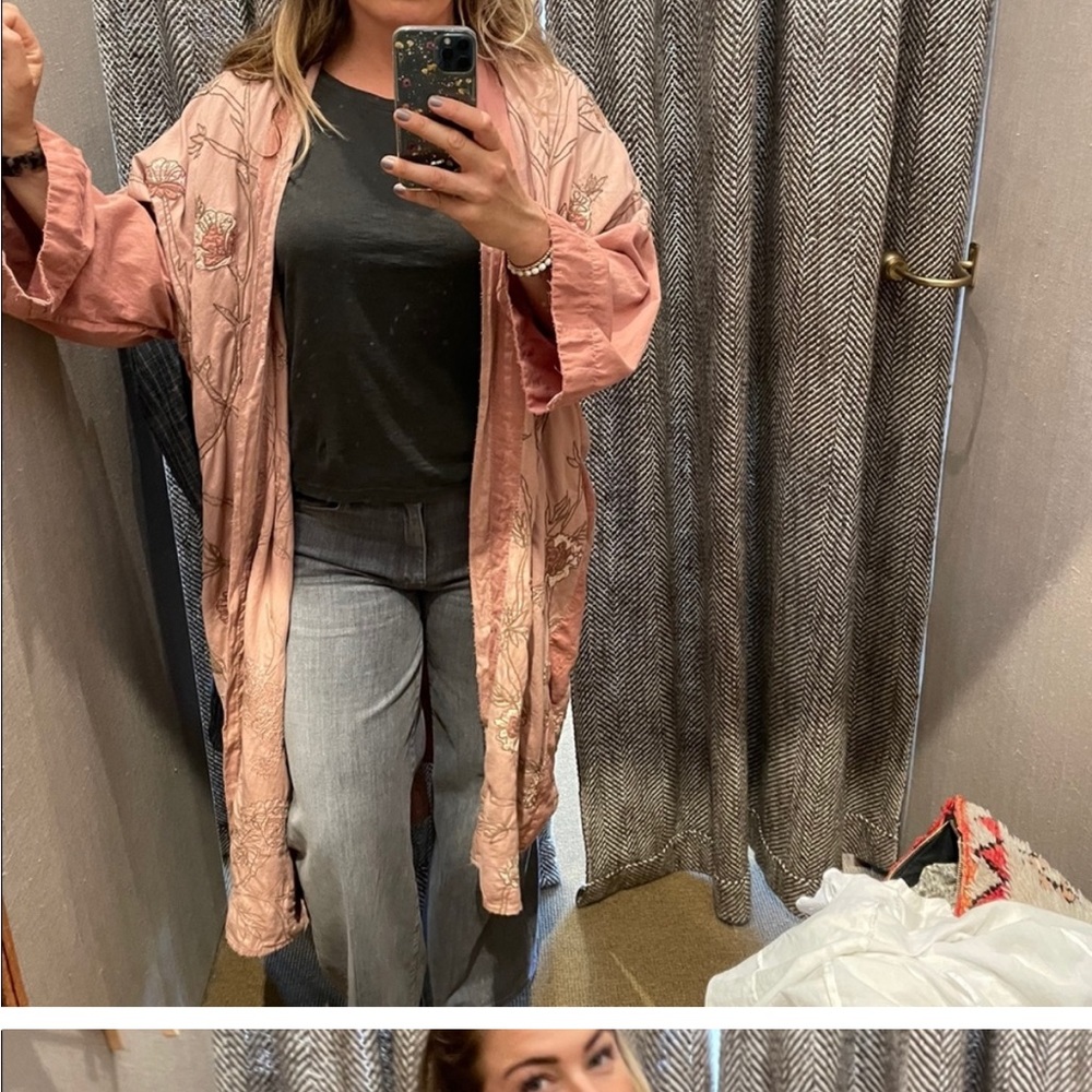 Magnolia pearl Lilikoi kimono - Picture 3 of 15